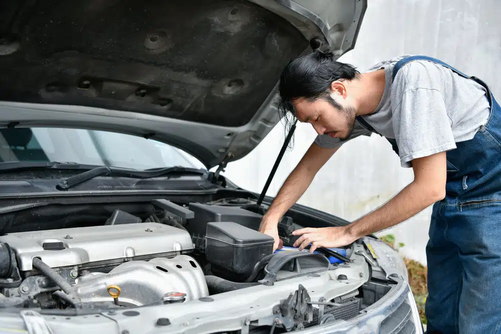 Pentingnya Service Berkala Mobil untuk Kesehatan Mesin